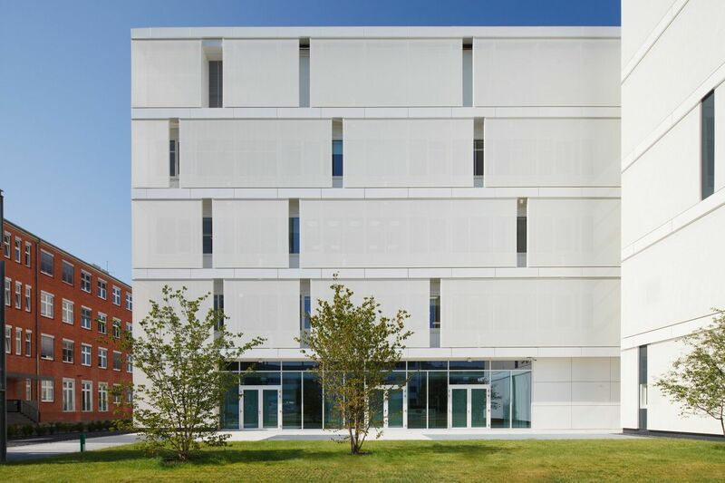 SIOEN PVC Mesh façade tensile architecture